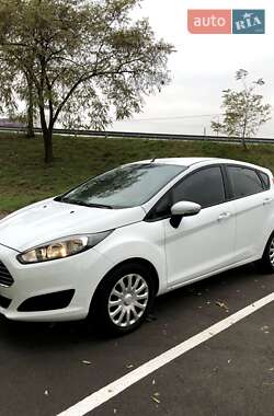 Хэтчбек Ford Fiesta 2013 в Киеве