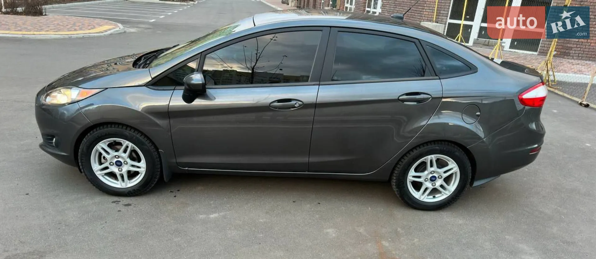 2018 Ford Fiesta - мініатюра 4