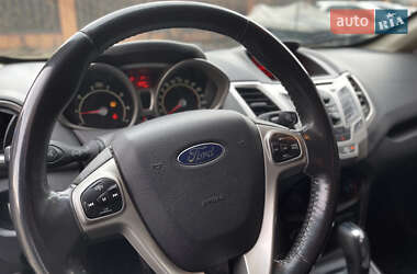 Седан Ford Fiesta 2010 в Києві