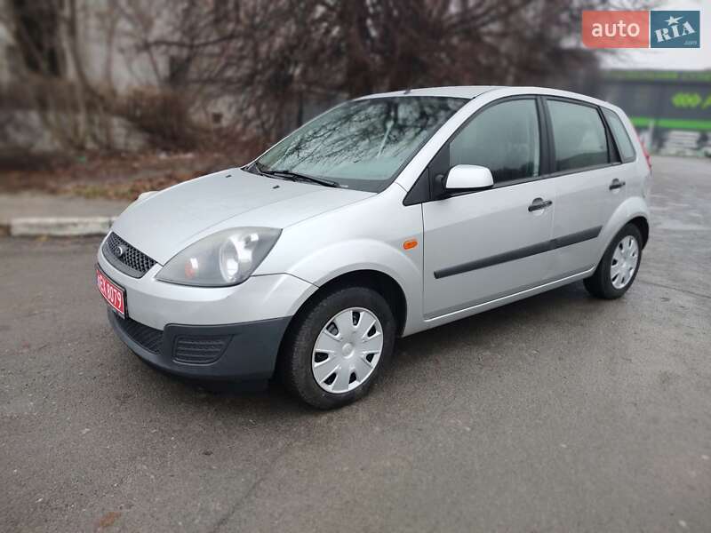 Хетчбек Ford Fiesta 2006 в Кам'янець-Подільському