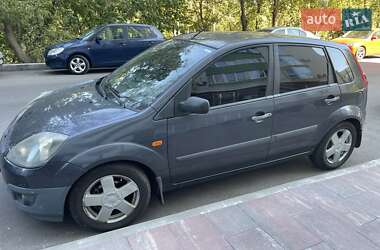 Хэтчбек Ford Fiesta 2008 в Киеве