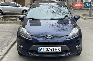 Хэтчбек Ford Fiesta 2011 в Киеве