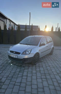 Хетчбек Ford Fiesta 2006 в Кам'янець-Подільському