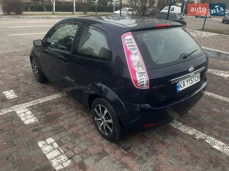Хэтчбек Ford Fiesta 2004 в Киеве фото 9 Хэтчбек Ford Fiesta 2004 в Киеве