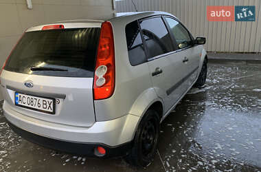 Хэтчбек Ford Fiesta 2007 в 