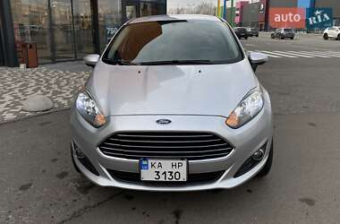 Седан Ford Fiesta 2015 в Києві