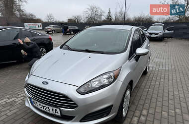 Седан Ford Fiesta 2018 в Івано-Франківську