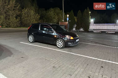 Хэтчбек Ford Fiesta 2007 в 