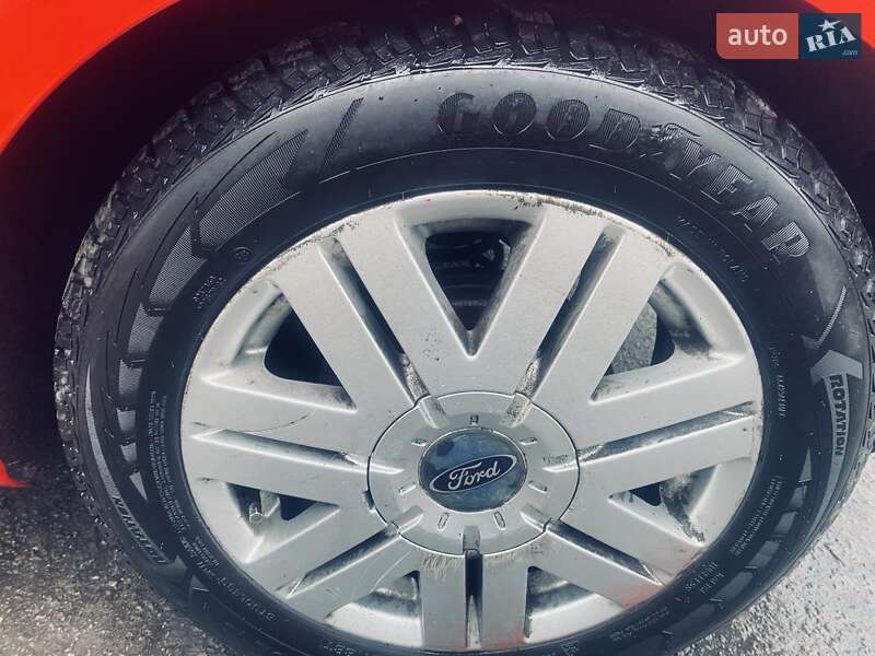 Хэтчбек Ford Fiesta 2012 в Горишних Плавнях