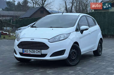 Хетчбек Ford Fiesta 2013 в Сваляві