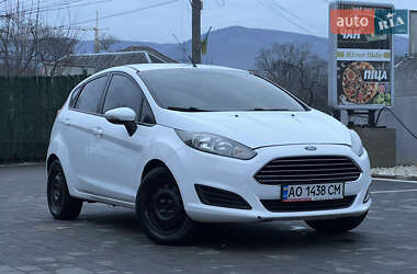 Хетчбек Ford Fiesta 2013 в Сваляві