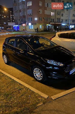 Хэтчбек Ford Fiesta 2013 в 