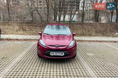 Хетчбек Ford Fiesta 2012 в Києві