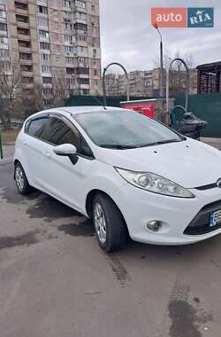 Хэтчбек Ford Fiesta 2012 в Киеве