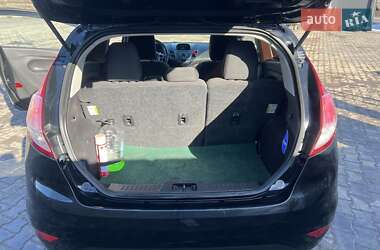 Хэтчбек Ford Fiesta 2013 в 