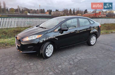 Седан Ford Fiesta 2014 в 