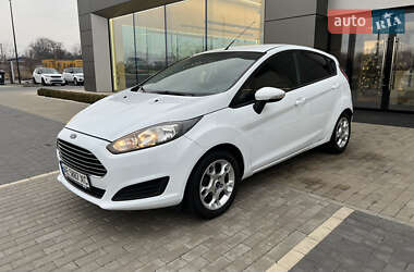 Хетчбек Ford Fiesta 2014 в Дніпрі