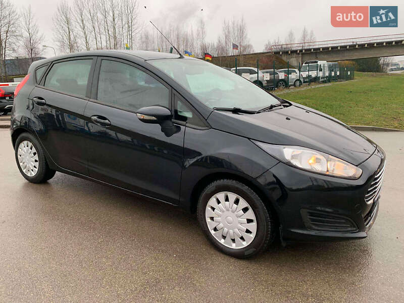 Хэтчбек Ford Fiesta 2014 в Тернополе