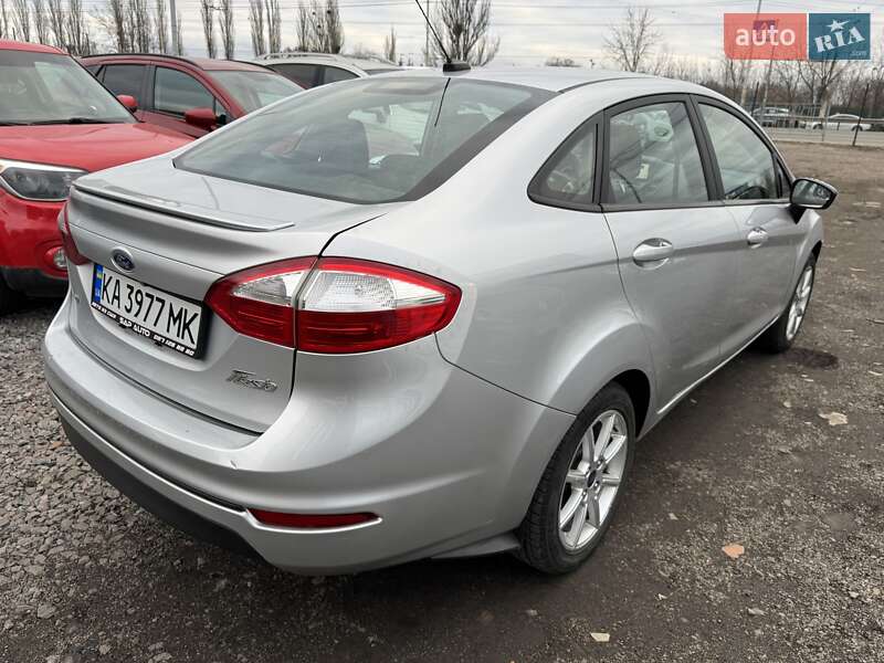 Седан Ford Fiesta 2019 в Києві