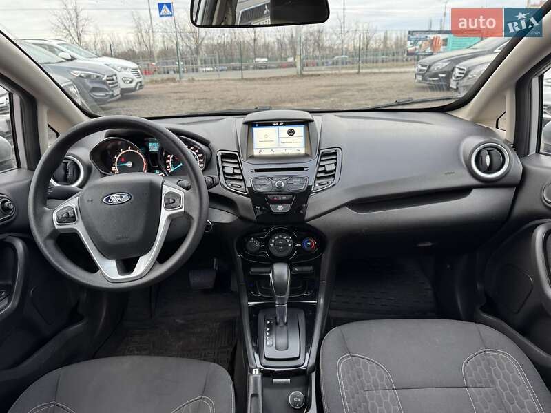 Седан Ford Fiesta 2019 в Києві