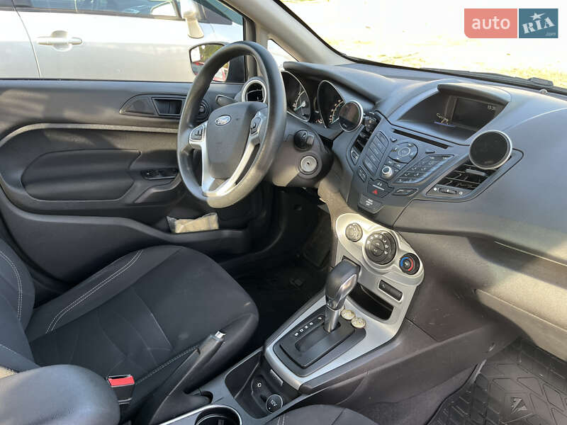 Седан Ford Fiesta 2018 в Черновцах фото 11 Седан Ford Fiesta 2018 в Черновцах