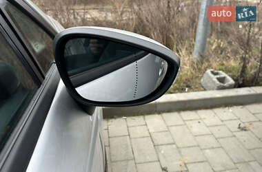 Седан Ford Fiesta 2011 в 