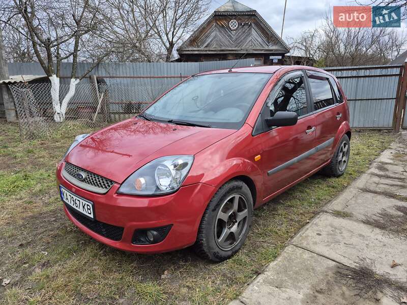 Хетчбек Ford Fiesta 2007 в Києві