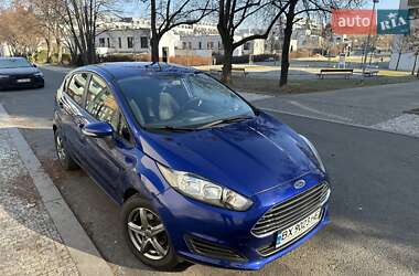 Хетчбек Ford Fiesta 2015 в Хмельницькому