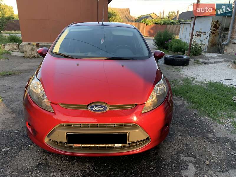 Хетчбек Ford Fiesta 2012 в Запоріжжі