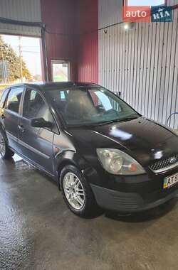 Хэтчбек Ford Fiesta 2006 в Львове