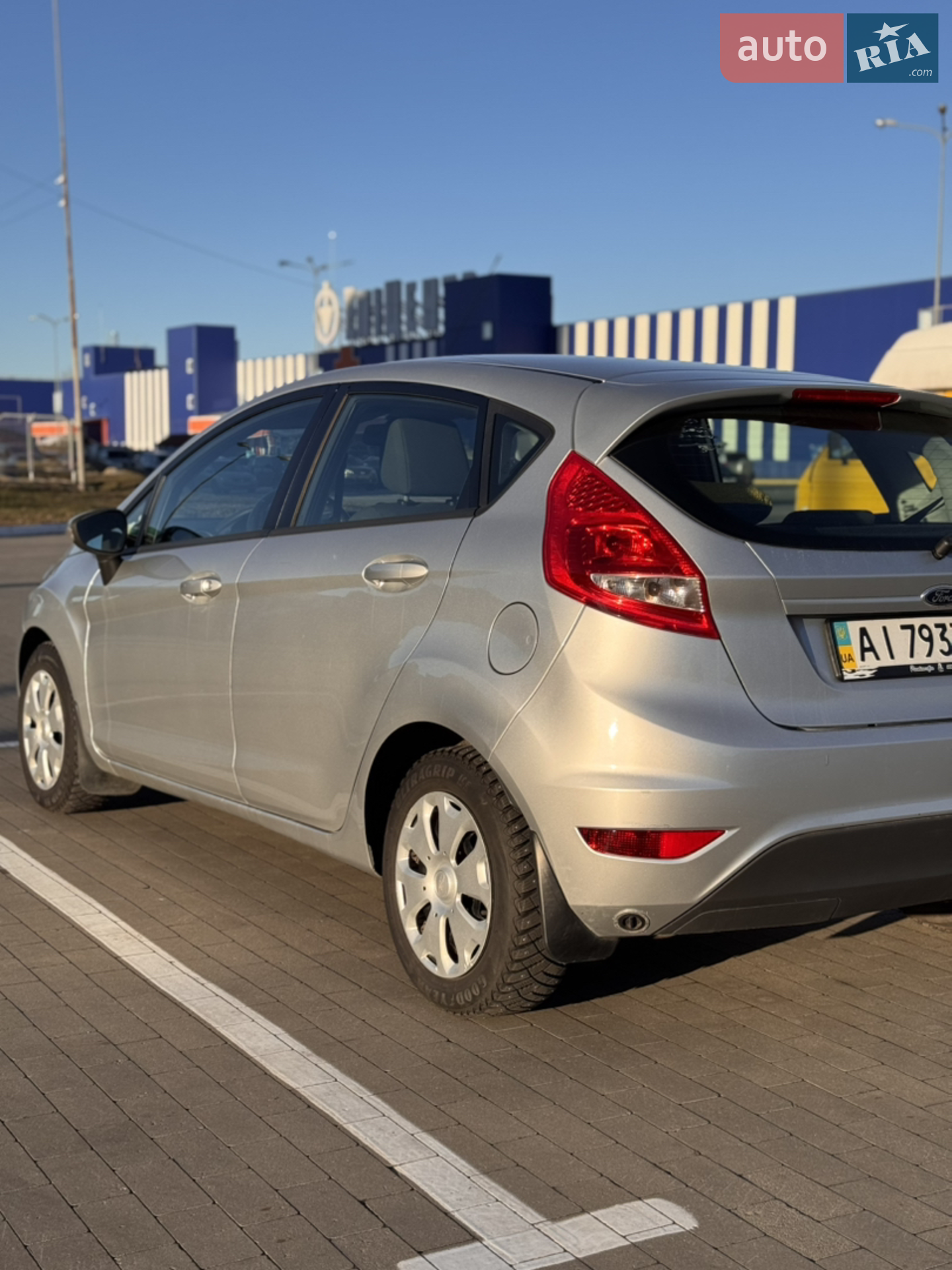 2011 Ford Fiesta - мініатюра 4
