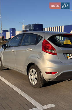 Хетчбек Ford Fiesta 2011 в Сумах