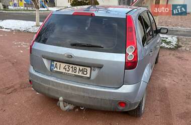 Хэтчбек Ford Fiesta 2007 в 