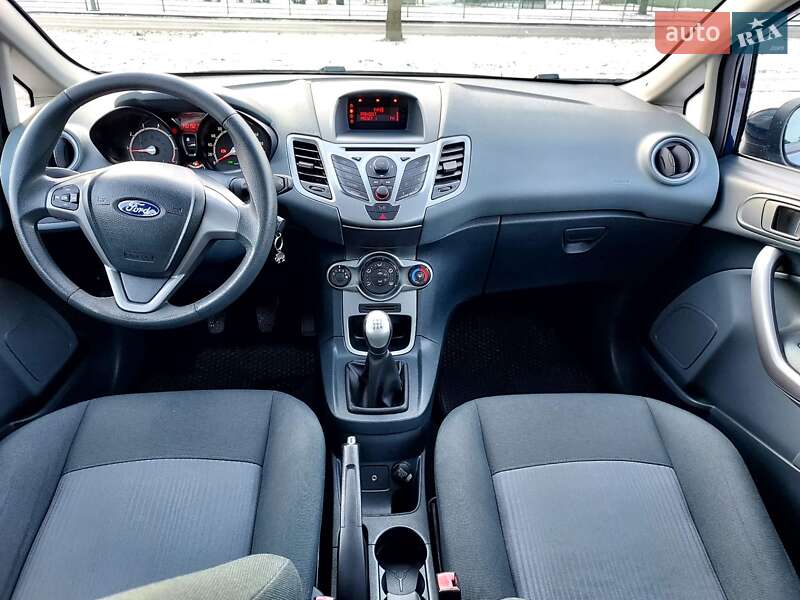 Хэтчбек Ford Fiesta 2010 в Николаеве