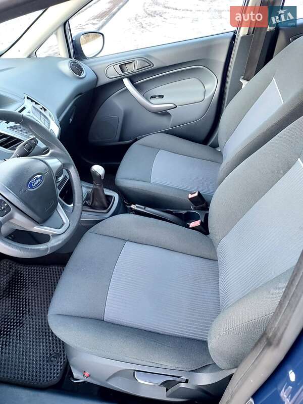 Хэтчбек Ford Fiesta 2010 в Николаеве