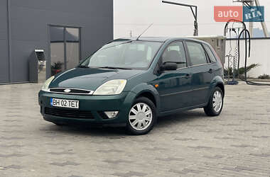 Хетчбек Ford Fiesta 2003 в Хусті