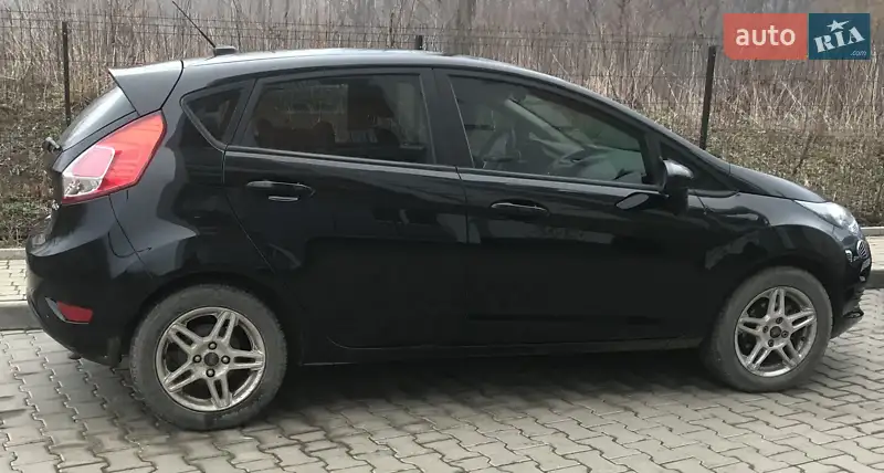 Ford Fiesta 2017 VIN 3FADP4BJXHM117058 фото оголошення 14 з 55