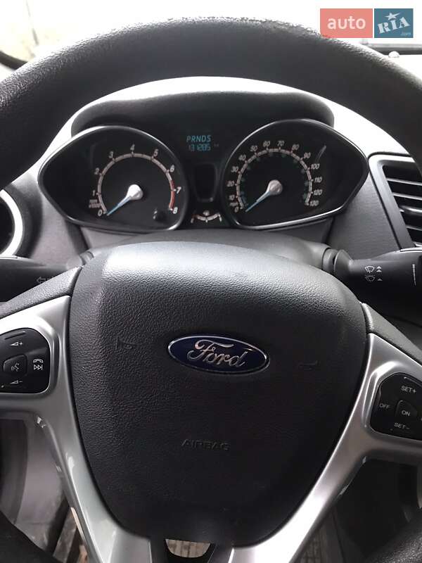 Хэтчбек Ford Fiesta 2017 в Черновцах