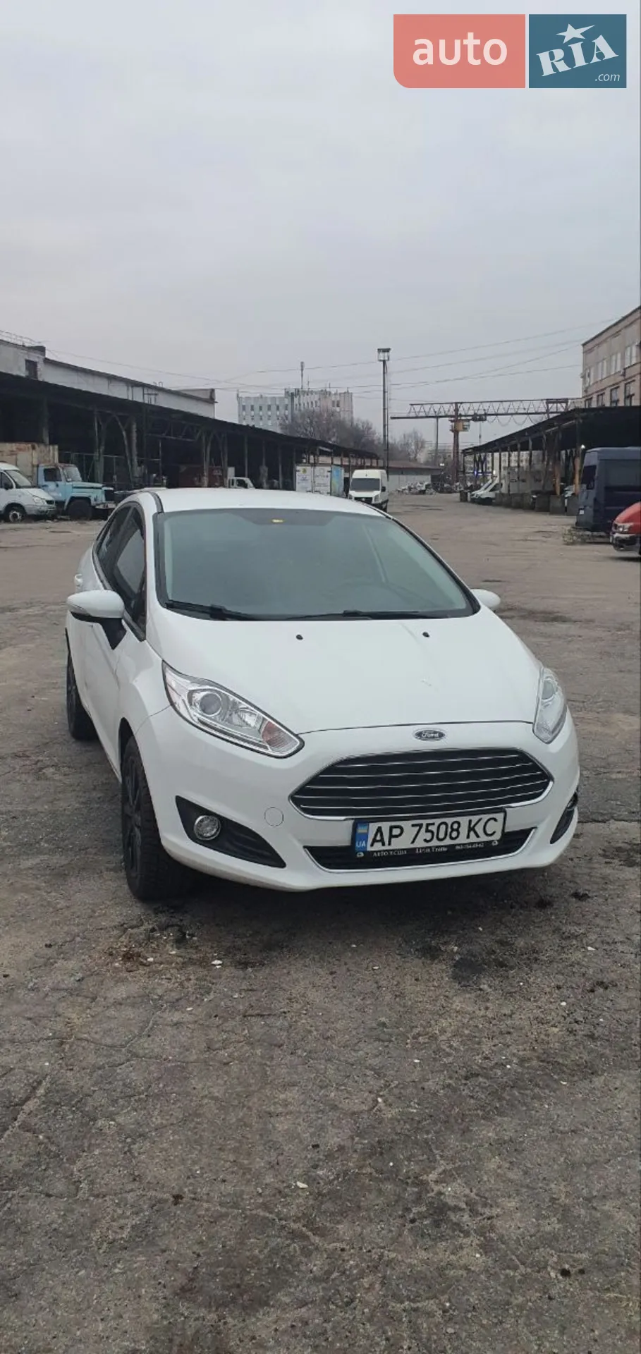 2018 Ford Fiesta - фото 1