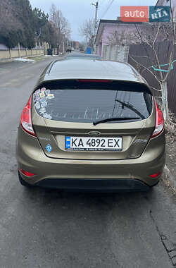 Хетчбек Ford Fiesta 2013 в 