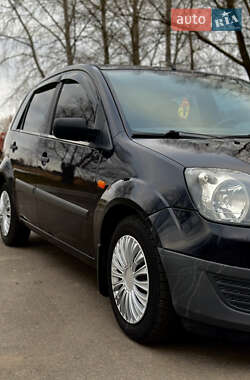 Хэтчбек Ford Fiesta 2006 в Борисполе