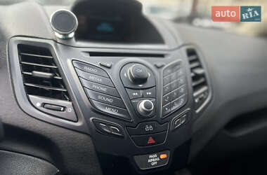 Седан Ford Fiesta 2014 в 