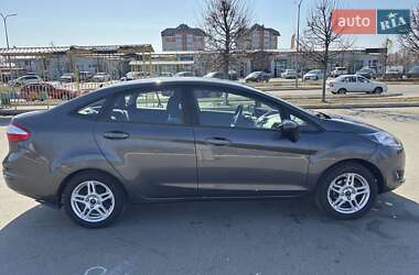 Седан Ford Fiesta 2018 в Киеве