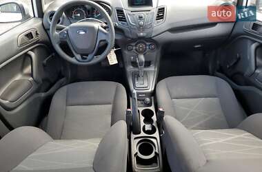 Седан Ford Fiesta 2014 в Львове