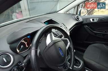 Хэтчбек Ford Fiesta 2013 в Сквире