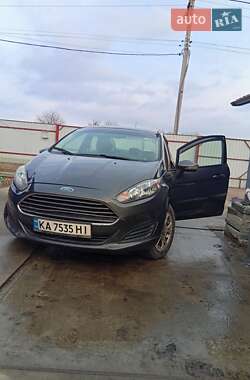 Седан Ford Fiesta 2014 в Киеве