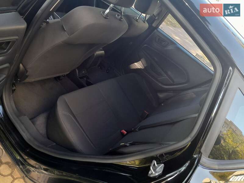 Хэтчбек Ford Fiesta 2018 в Киеве фото 12 Хэтчбек Ford Fiesta 2018 в Киеве