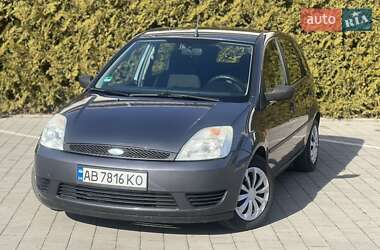 Хэтчбек Ford Fiesta 2004 в Виннице