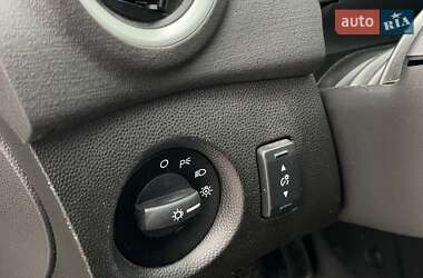 Хэтчбек Ford Fiesta 2019 в 