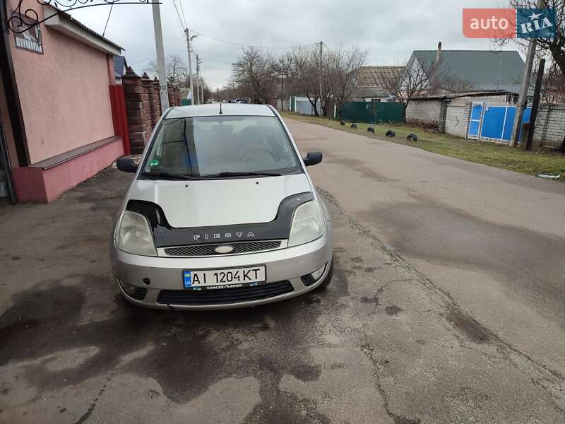 Хэтчбек Ford Fiesta 2002 в Борисполе